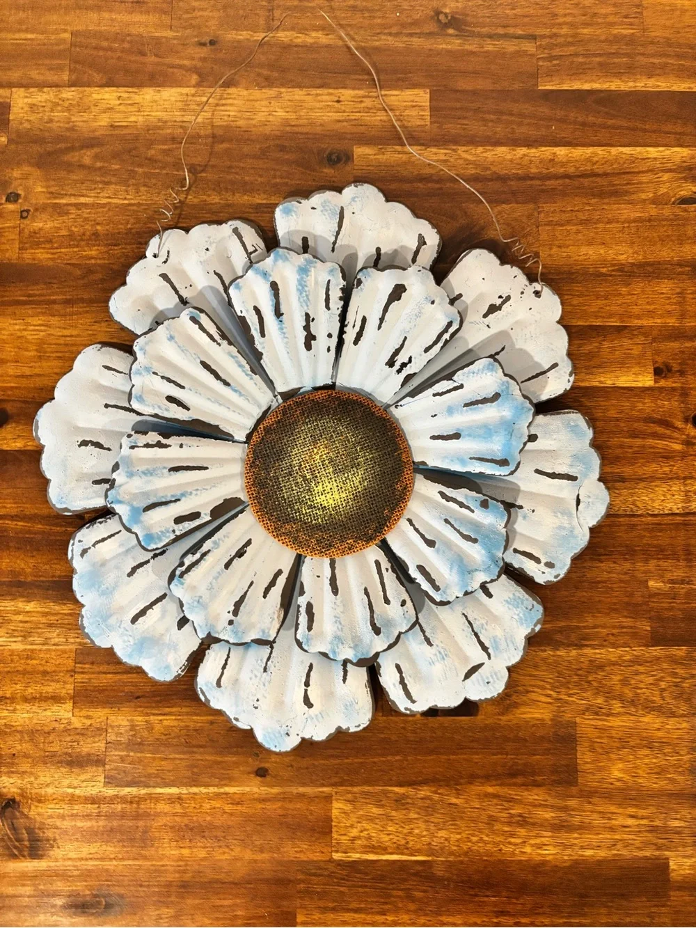 Rustic Metal Daisy Wall Decor